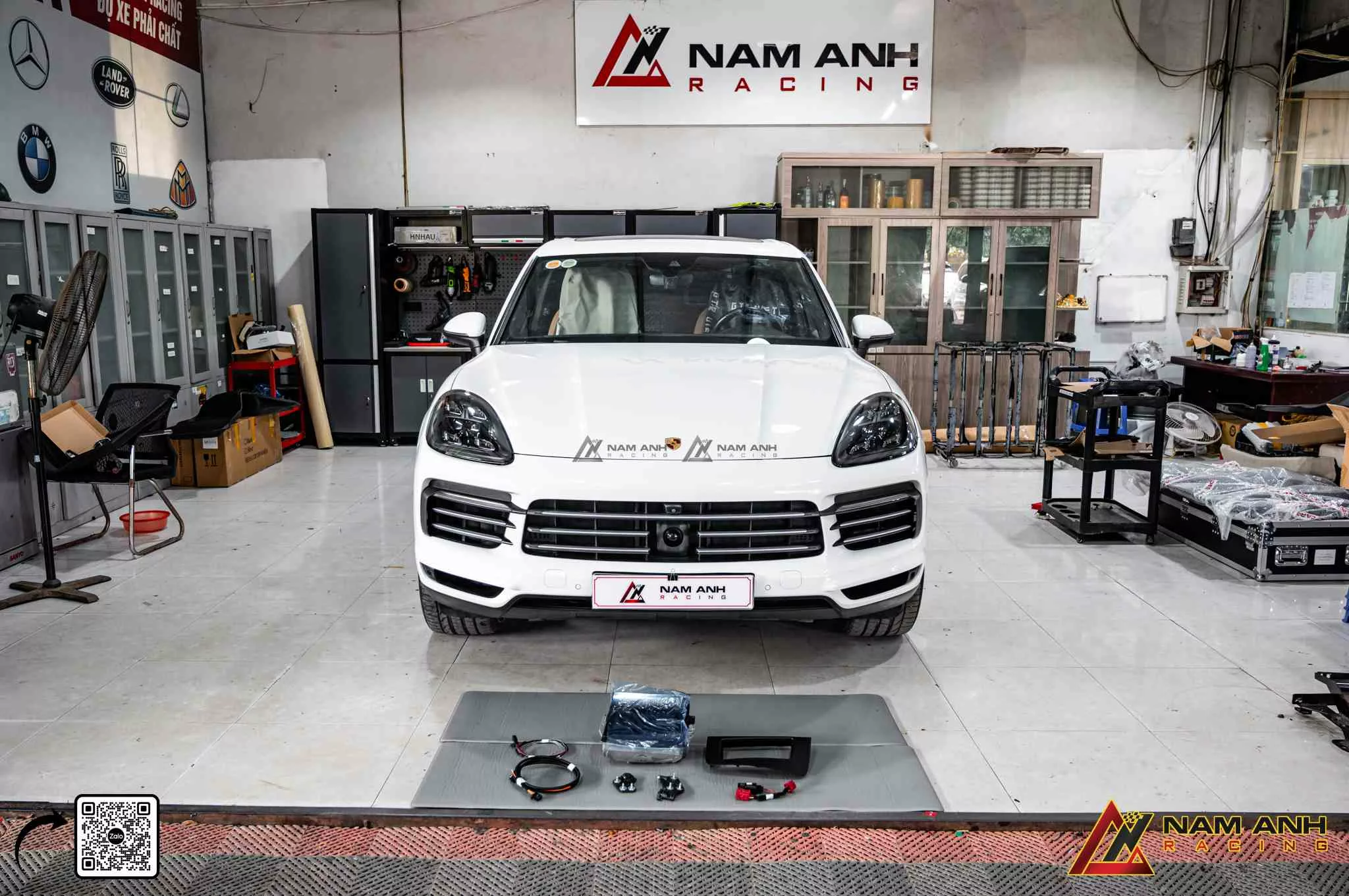 Hệ thống HUD Porsche Cayenne 9Y0