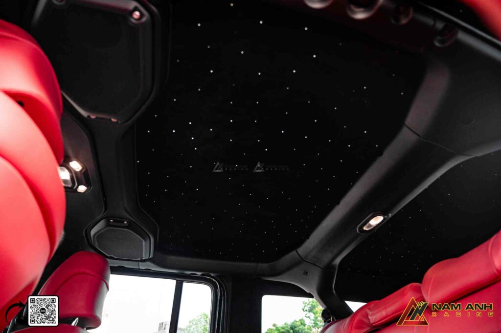 Trần sao trong xe Jeep 