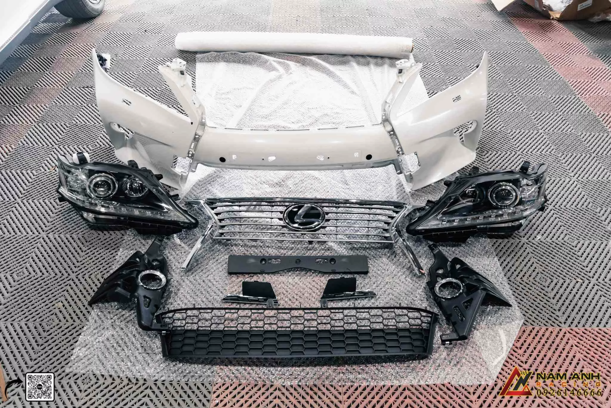 Nâng cấp ngoại hình RX 08–12 lên chuẩn facelift 13–15 – đổi dáng mà vẫn giữ kết cấu zin.