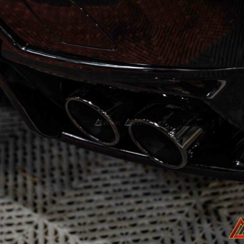 Thiết kế Vten liền mạch – đậm chất performance, không phá dáng zin