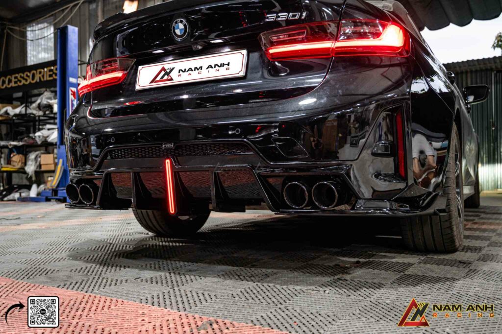 Gắn lip Vten cảm nhận sự chắc xe mỗi khi lùi hoặc dừng đèn đỏ