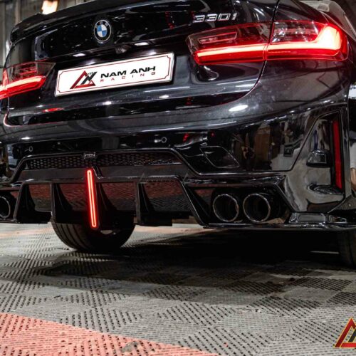 Gắn lip Vten cảm nhận sự chắc xe mỗi khi lùi hoặc dừng đèn đỏ