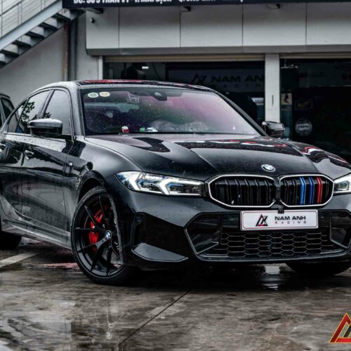 Gắn mâm 898M giúp dàn chân M340i trở nên đầy đặn và cân đối hơn đáng kể.