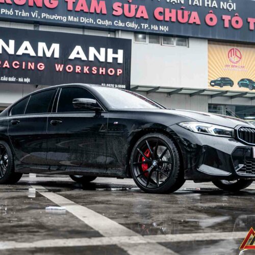 Thiết kế nguyên bản từ BMW giúp giữ đúng chỉ số offset, không cấn chắn bùn hay lệch thước lái.