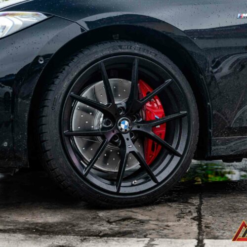 Chính xác đến từng khe thoát gió đảm bảo khả năng tản nhiệt và kiểm soát tốt hơn khi vận hành tốc độ cao.