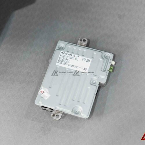 Màn HUD EQS-Class tích hợp thực tế ảo tăng cường (AR)