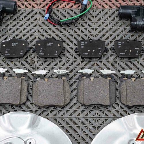 Không chỉ tăng hiệu quả hãm tốc, bộ phanh M còn hoàn thiện diện mạo thể thao đặc trưng của dòng xe BMW.