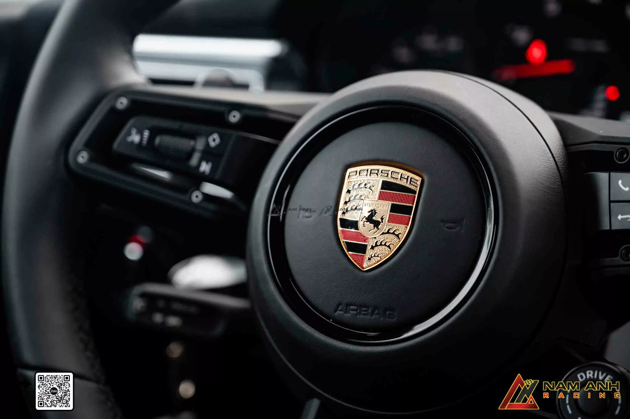 Giữ nguyên mô-đun túi khí và cruise control – không ảnh hưởng hệ thống an toàn gốc.