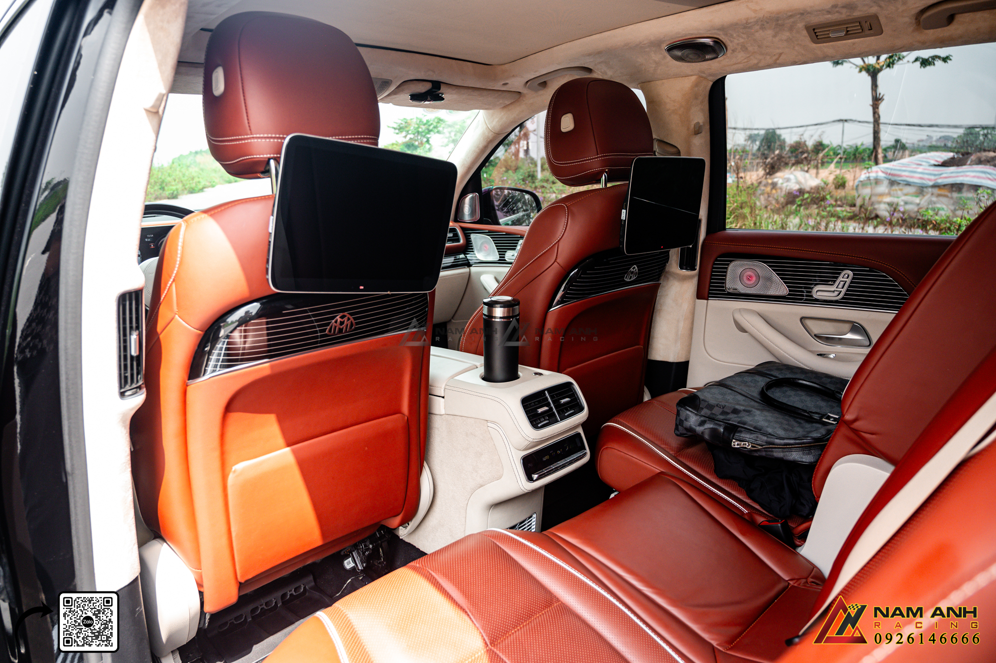 Tủ lạnh yên ngựa hàng ghế 1 | Mercedes GLS-Class (2019-2024) không chỉ là một phụ kiện tiện ích mà còn mang đến những tính năng vượt trội