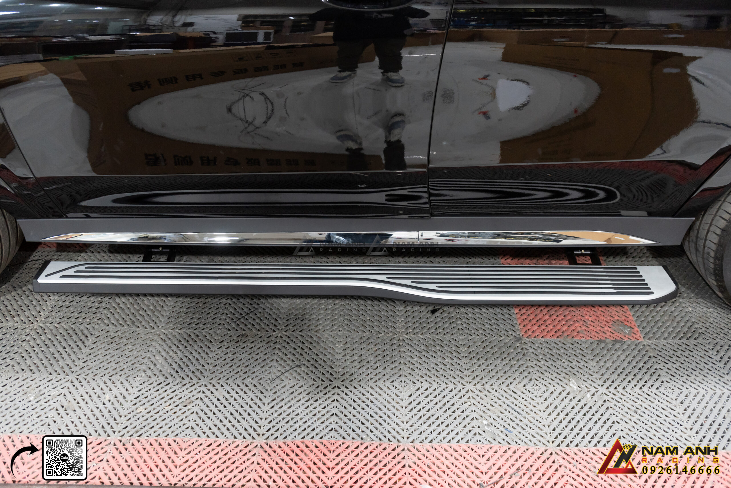 Thiết kế tinh tế của Hệ thống bậc bước điện | Mercedes GLE-Class W167 (2018-2025) giúp nâng cao giá trị thẩm mỹ