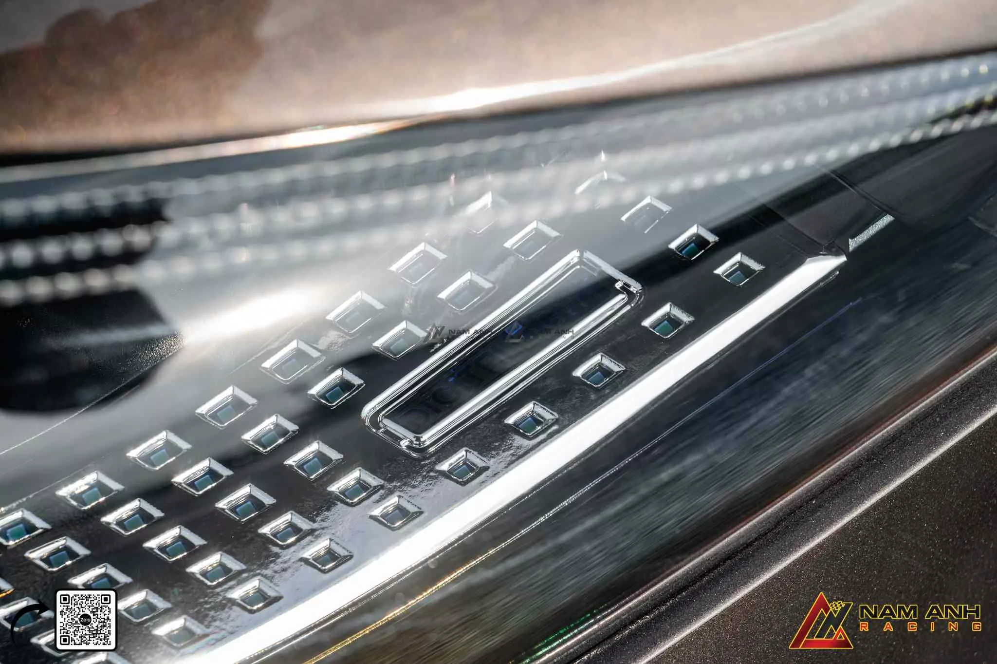 Mặt trước W223 mang lại diện mạo mới cho W221