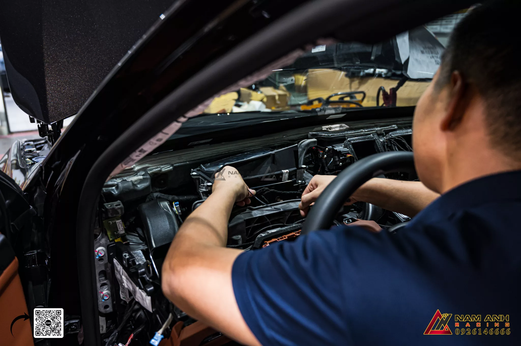 Màn Hình HUD So Với Các Công Nghệ Lái Xe Khác