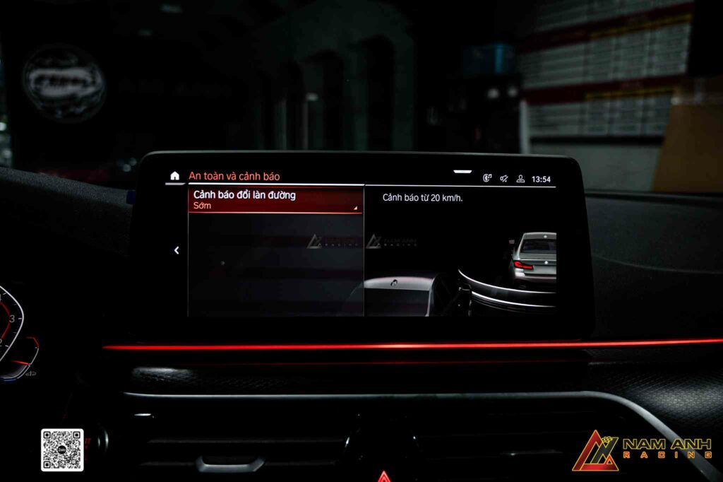 Dữ liệu áp suất hiển thị trực tiếp trên màn hình, hỗ trợ người lái kiểm soát dễ dàng.