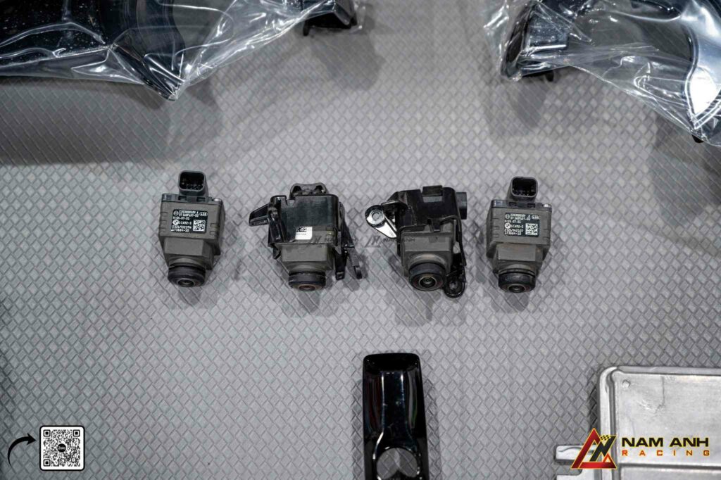 Camera 360, calang LED và phụ kiện cao cấp BMW – tất cả đều có tại Nam Anh Racing.