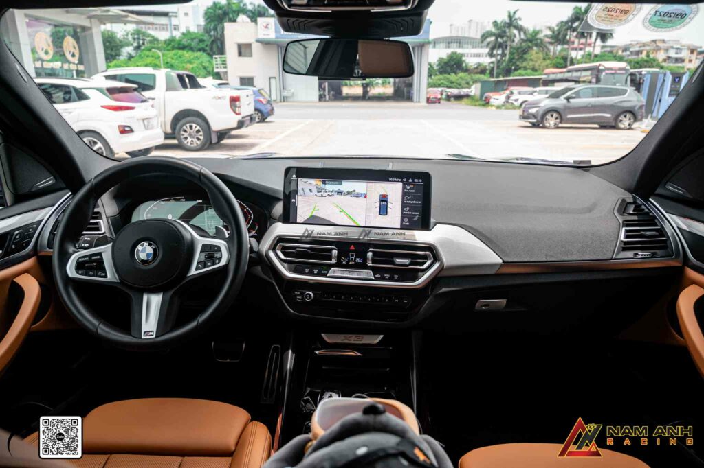 Camera 360 BMW hiển thị sắc nét, ghi hình hành trình và giám sát đỗ xe thông minh.