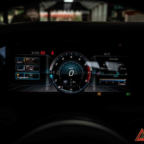 Màn hình ODO kích thước lớn, góc nhìn rộng, hiển thị thông tin trực quan.