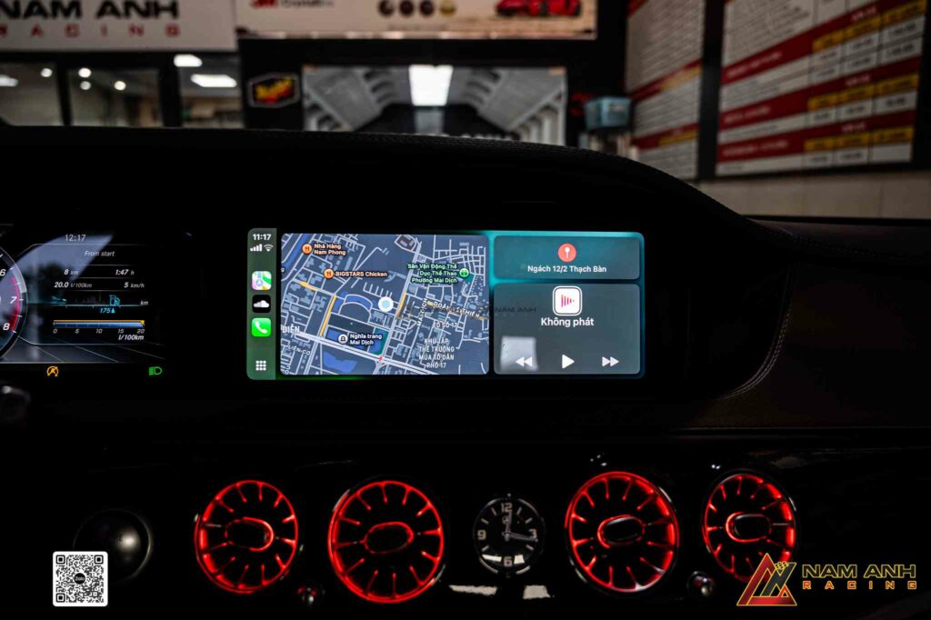 Màn hình liền ODO nâng cấp cho S400 với giao diện hiện đại và sắc nét.