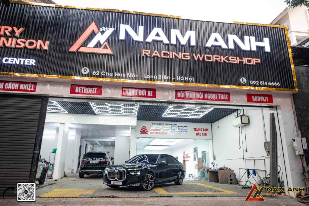 Nam Anh Racing thi công dán PPF Avery Dennison chính hãng với độ chính xác tuyệt đối.